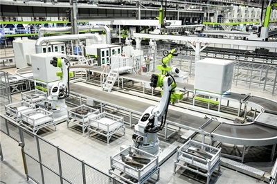 數(shù)字領(lǐng)航，智造未來(lái) 中聯(lián)重科榮獲湖南省制造業(yè)數(shù)字化轉(zhuǎn)型多項(xiàng)殊榮